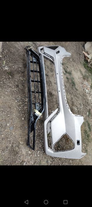 Vând grile  de volvo xc60  2023