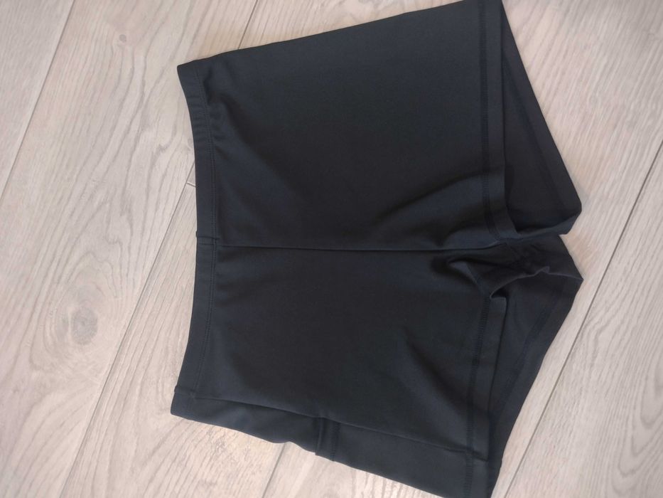 Дамска черна рокля