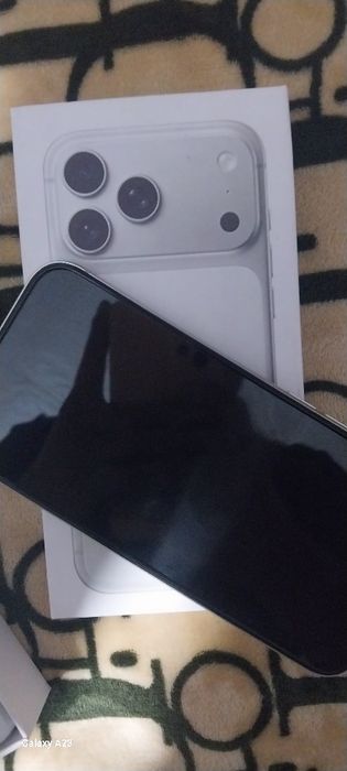 Продам айфон 17 про макс