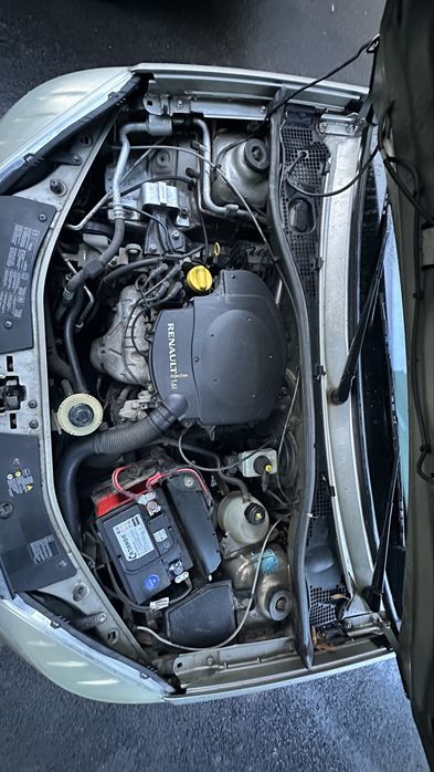 Dacia Sandero Laureate 1.6 MPI