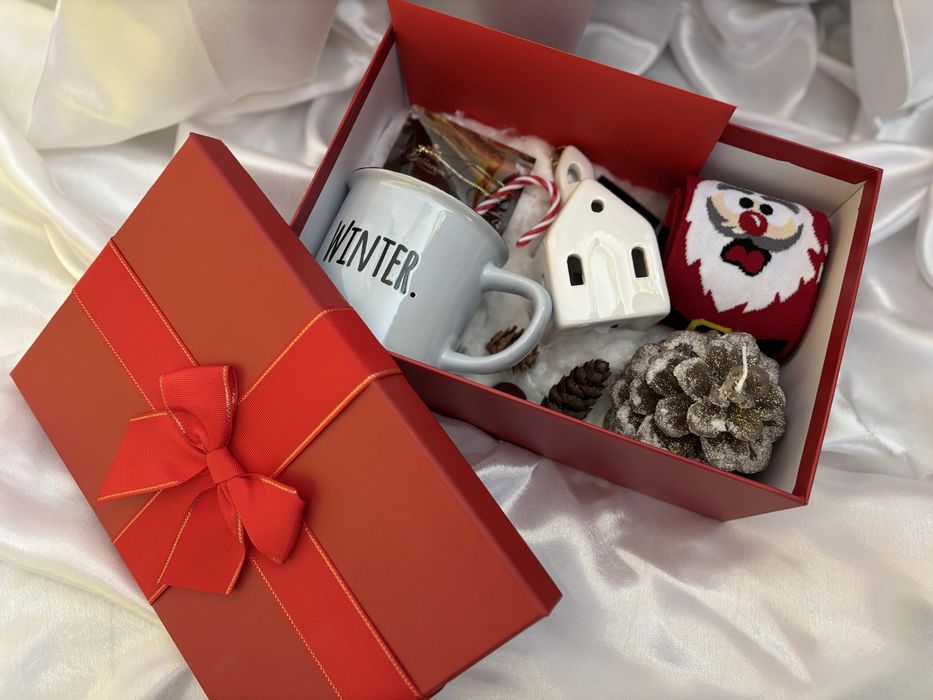 Коледен ПОДАРЪК кутия за всеки