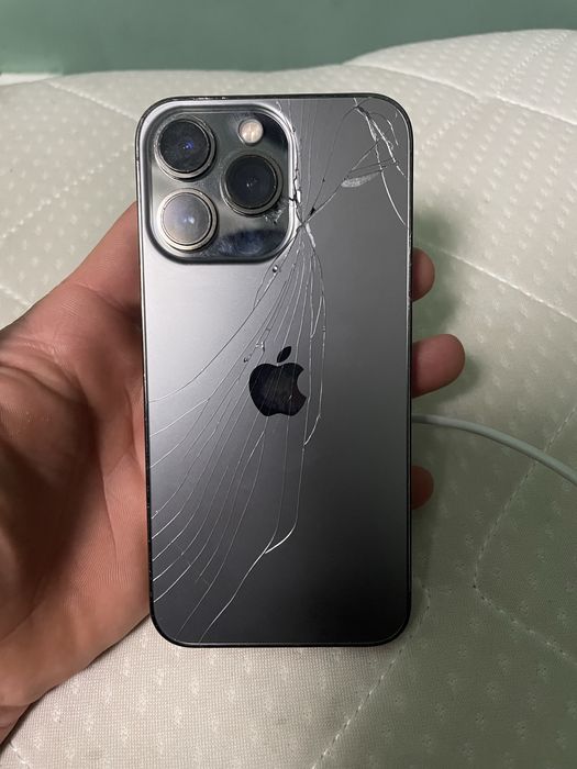 13про 128гб буу сломанныи