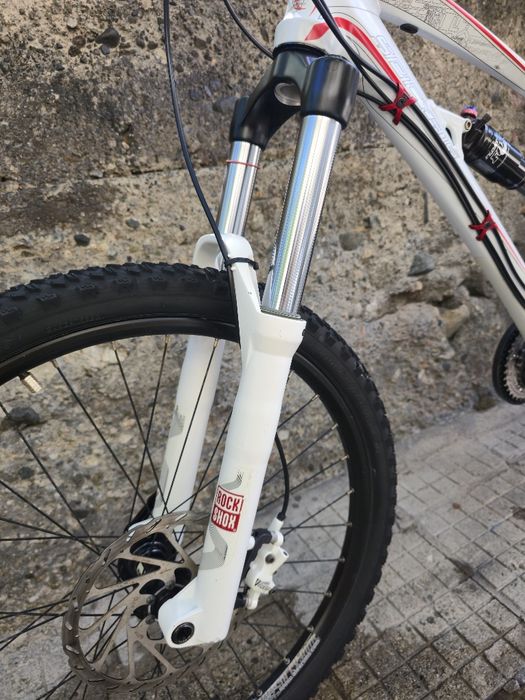 Lapierre Enduro 26 цола 2x10 Deore, Fox Shock,  Rockshox Domain Обслуж