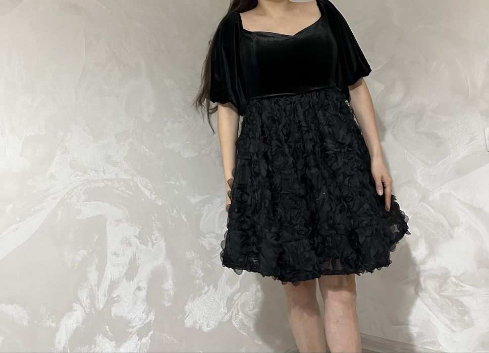 Женские платья