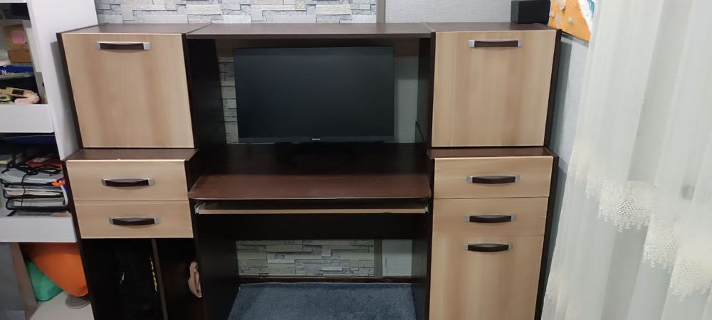 Компьютерный стол