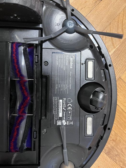 Робот за сухо и мокро почистване Midea M7 Pro