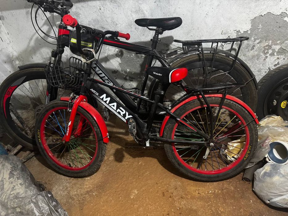 Velosipedlar ( bikes) Sotiladi. Holati yaxshi. Kam minilgan.