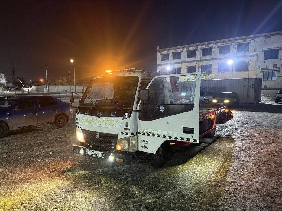 Продам эвакуатор