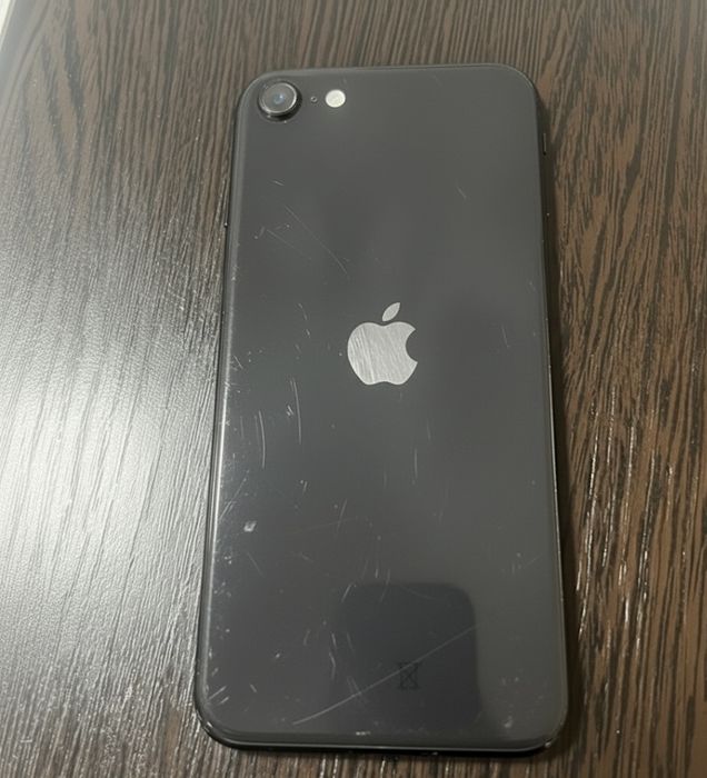 iPhone SE2  128 GB