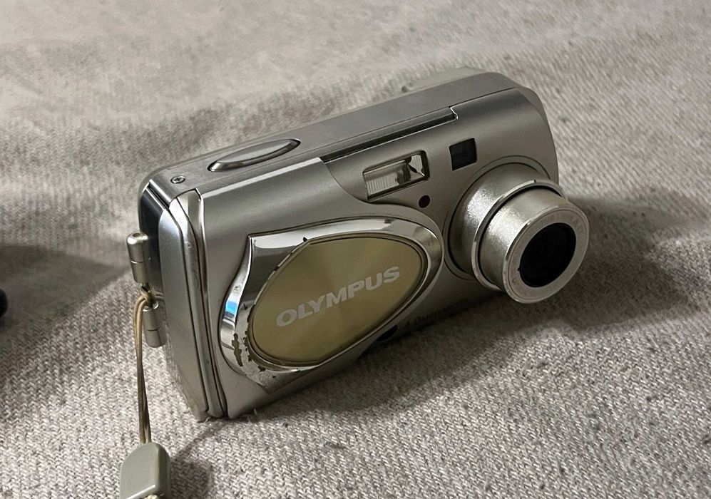 Aparat foto Olympus mju 400 Digital functional baterie si toc