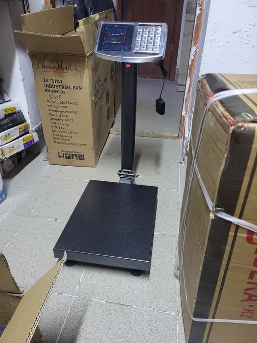 Весы напольные продаются