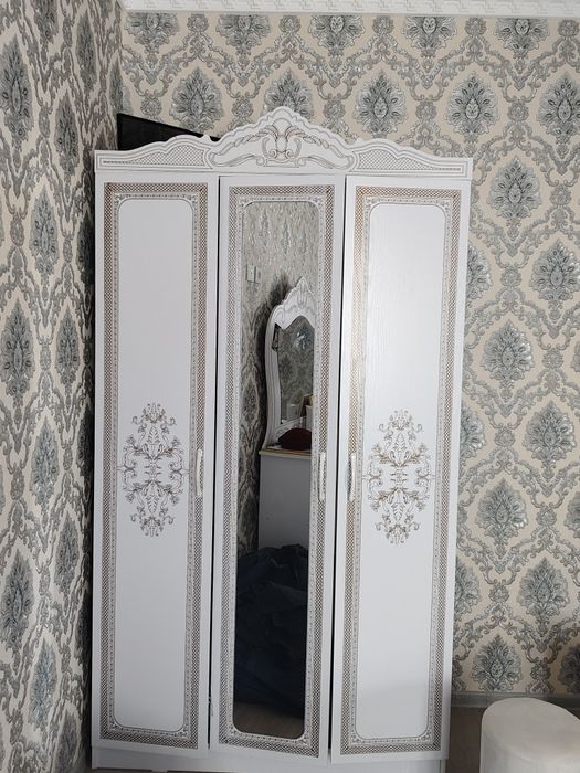 Mebel spalni matras,shkaf hamasi sotiladi