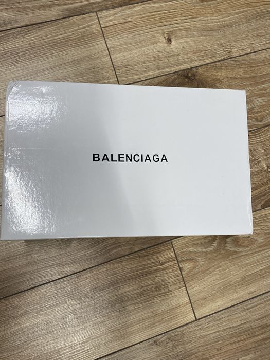 Balenciaga Arena