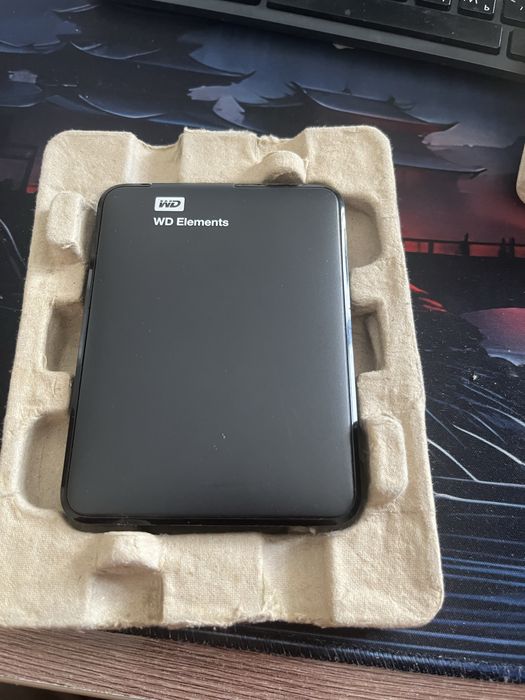 Жесткий диск 1 TB. WB Elements