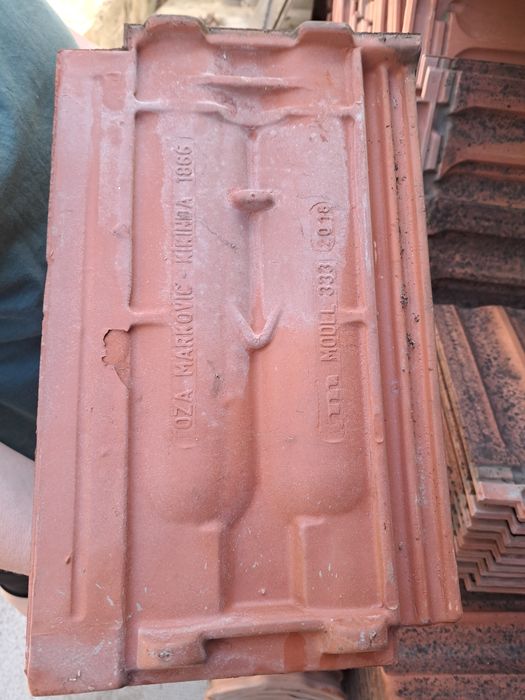 Vand tigla ceramica
