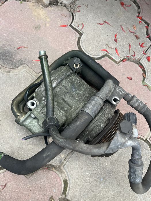 Компресор кондиционера мерс 124