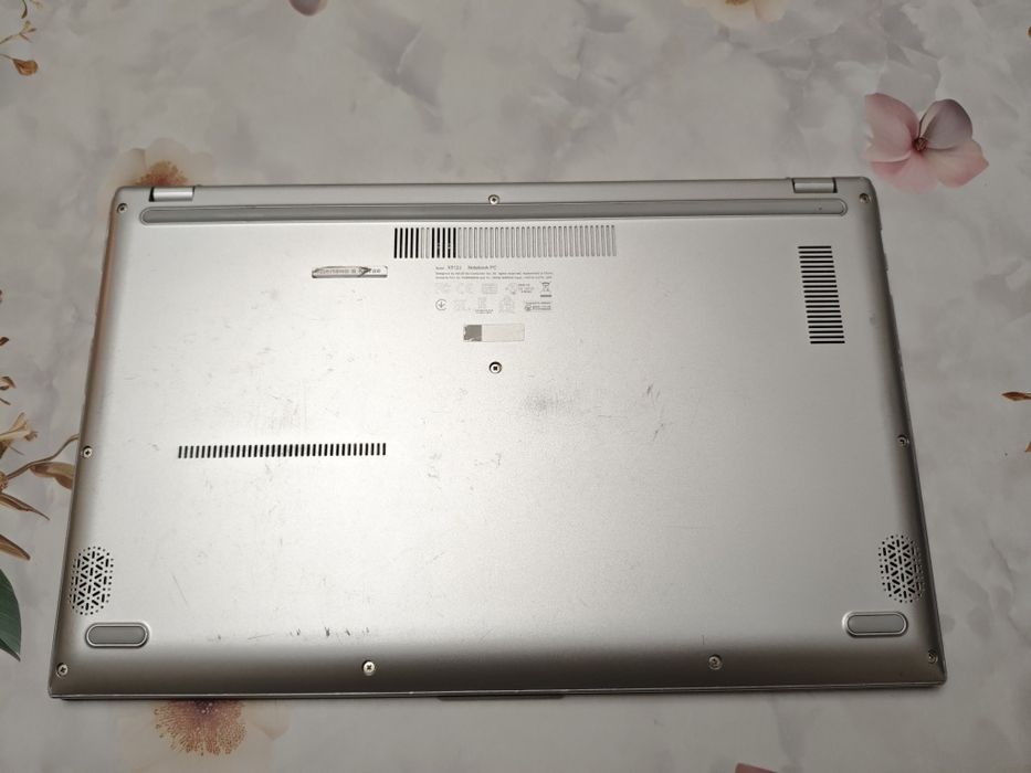 Продам  ноутбук Asus Vivibook x512