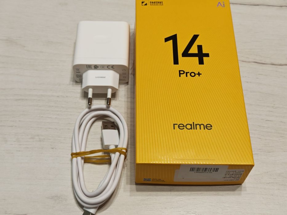 Като нов Realme 14 Pro Plus 512 GB Гаранция А1