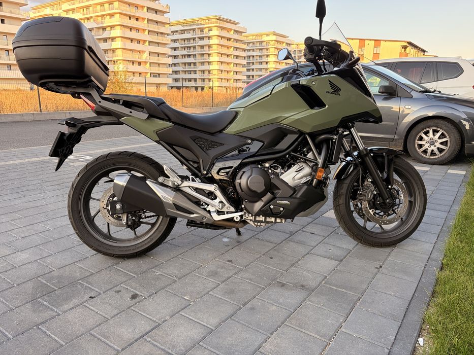 Honda NC750X DCT