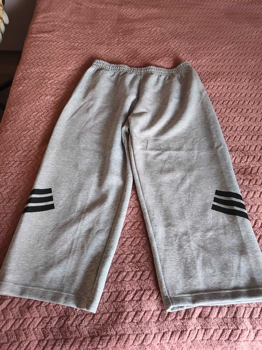 Оригинално долните Adidas