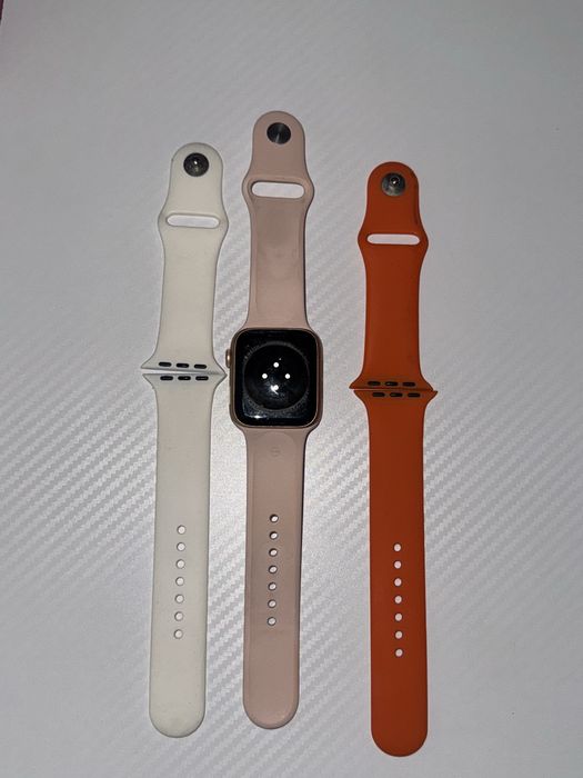 Apple Watch Series 6, 42 mm, fara incarcator, putin zgariat