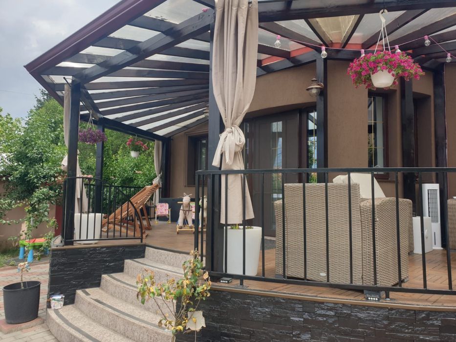 Casa de vanzare zona Bunnloc Sacele