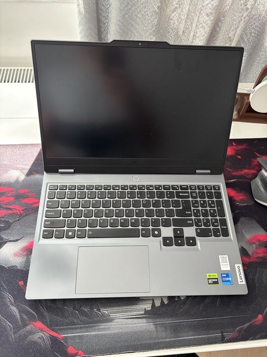 Lenovo LOQ 15IRX9 32gb ram 1tb ssd