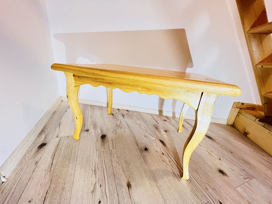 Masuta cafea noua din lemn masiv de pin facuta de un mester artizanal