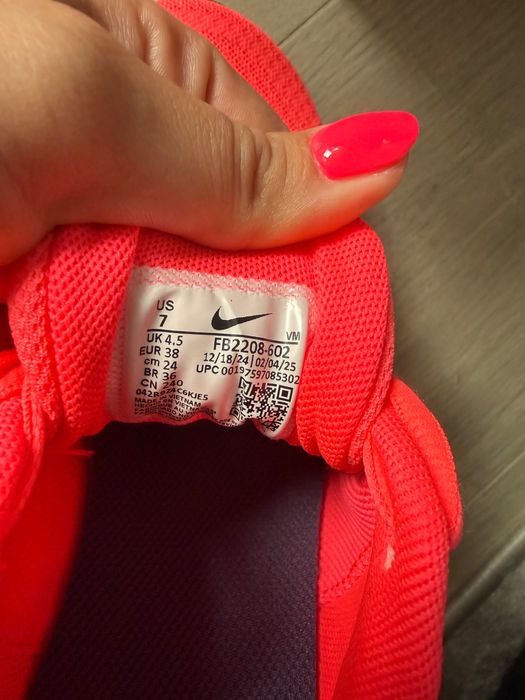 Дамски маратонки Nike