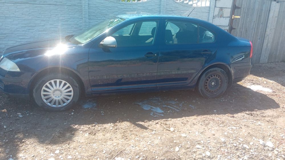 SKODA Octavia 2012 — imagine 3