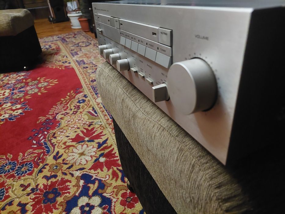 Yamaha  A700      Yamaha  A700