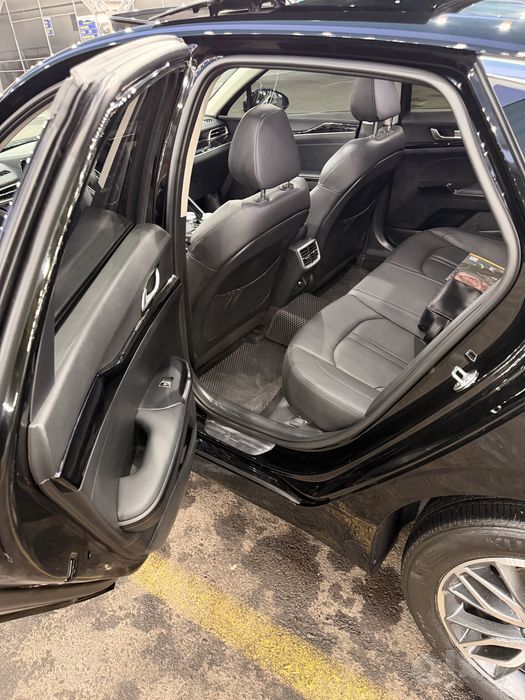 Kia K5 Prestige +