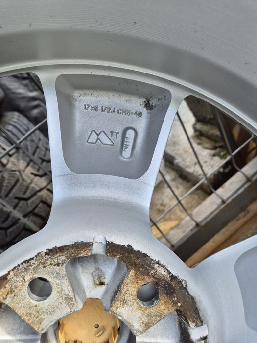 Джанти Nissan 17 цола , 5х114,3 , 6.5j ,et40 215/60/17 Renault Toyota