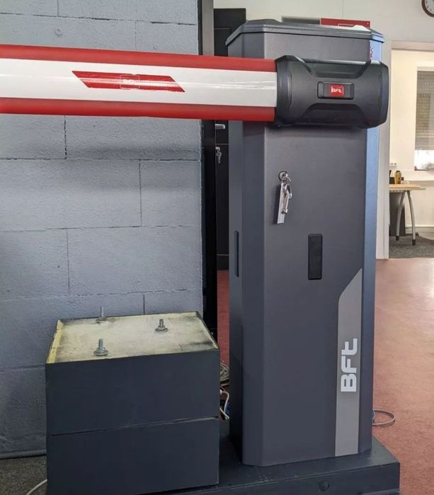Шлагбаум Bft GIotto BT A ULTRA36 XL