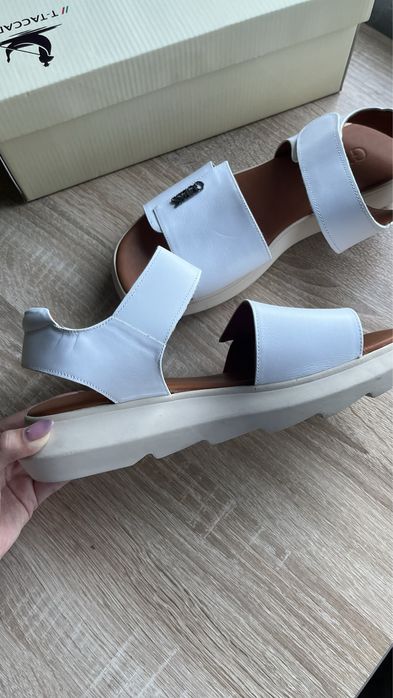 Женская обувь 39 размер