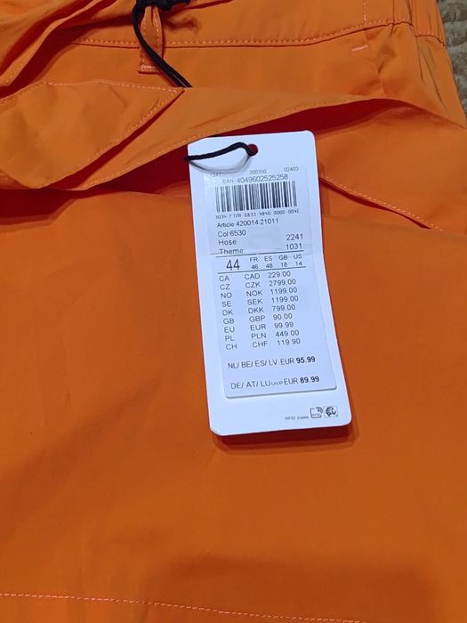 Pantaloni Samoon cu etichetă