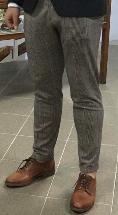 Pantaloni casual ZARA – mărimea M gri
