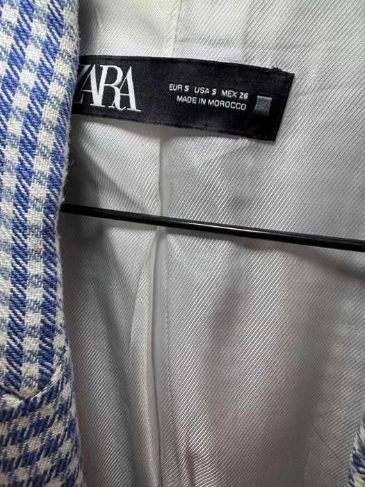 Пепитено синьо-бяло сако ZARA