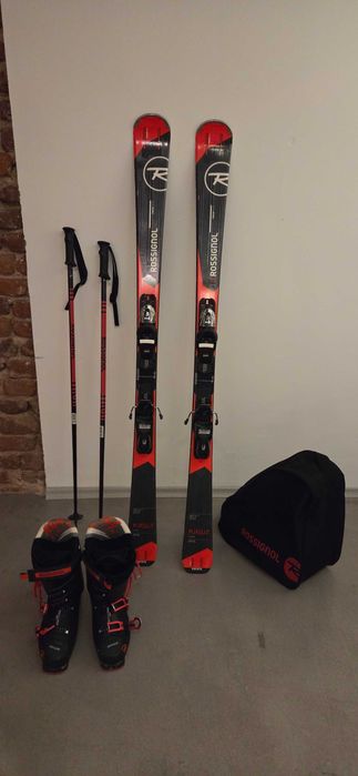 Комплект Ски, ски обувки и щеки Rossignol