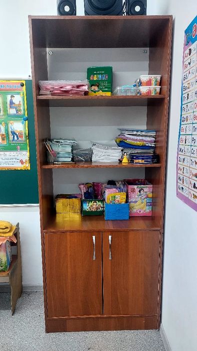 Продам офисный шкаф