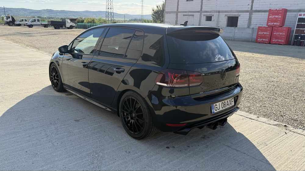 VOLKSWAGEN Golf 2011 — imagine 2