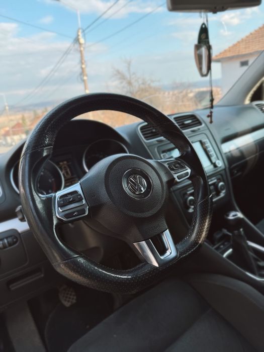 Volkswagen Golf 2010 diesel, 3.773 € — imagine 4