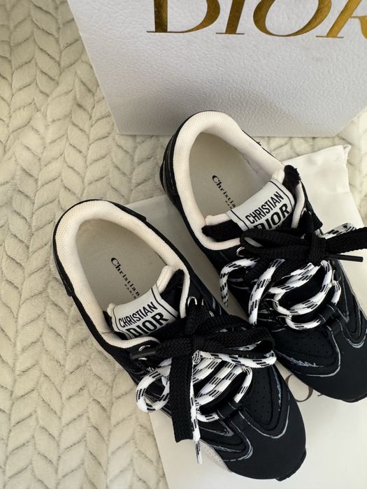 Дамски маратонки нови