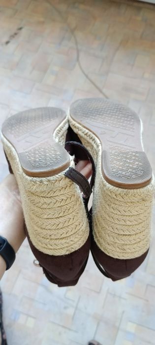 Женственные босоножки Taccardi 36