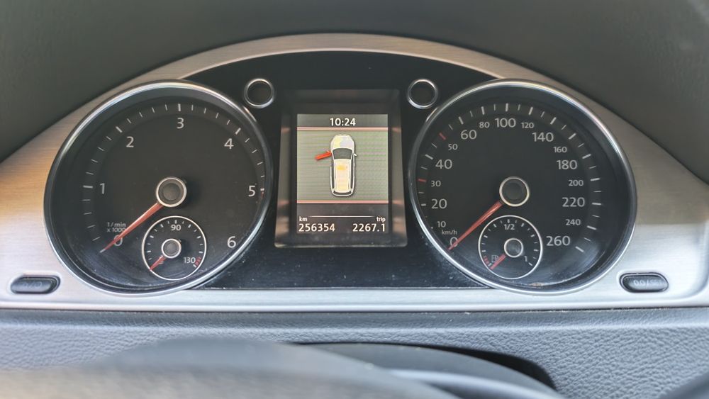 VOLKSWAGEN Passat 2013 — imagine 4