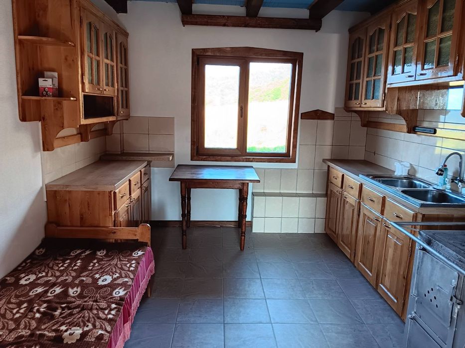 Продава се Къща в Рила - 400 кв.м за 900 €/кв.м - Снимка #4