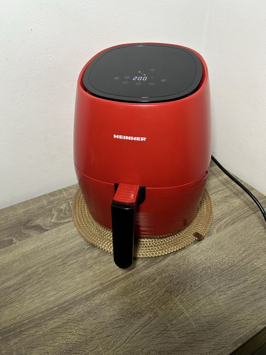 Air Fryer Heinner  – 2.5L, Roșu – ca nou!