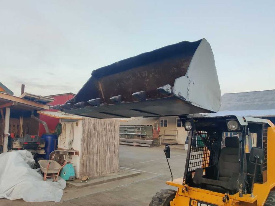 Cupa bobcat, jcb,