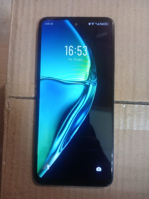 Infinix smart 8 4+4/64gb 10.2023г
