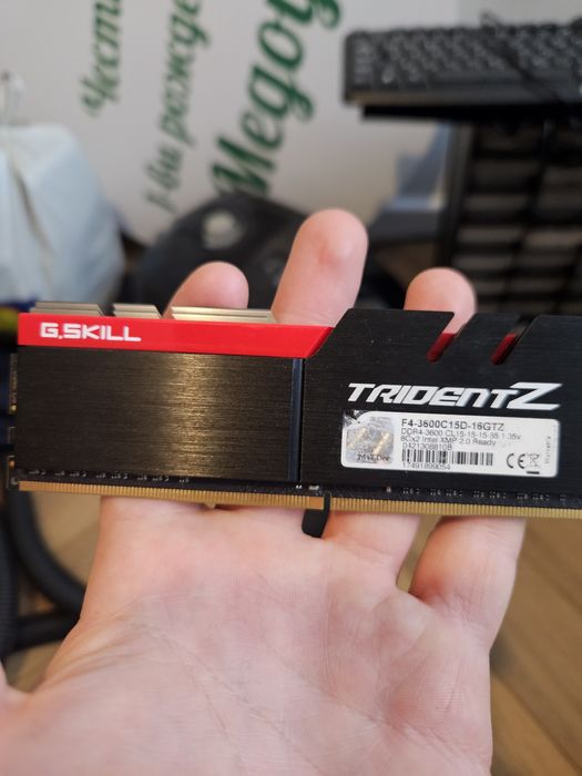 намалена цена. 2x8Gb Gskill TridentZ Ram. Като нови ddr4-3600